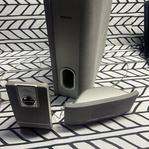 Philips SW5000 Subwoofer, CA5000 front right speaker and CSW5000 Center Speaker